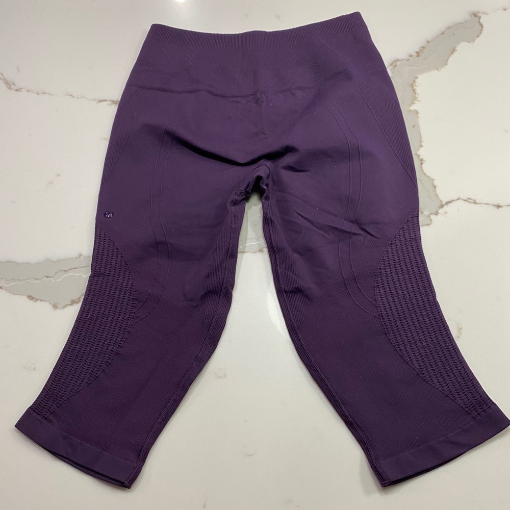 Lululemon Flow And Go Cropped Leggings - image 4